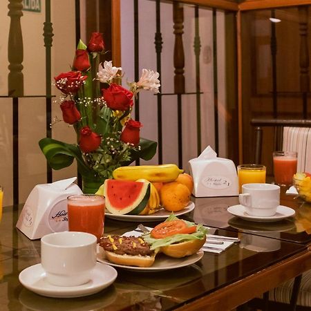 Hostal Siglo 21 タクナ エクステリア 写真