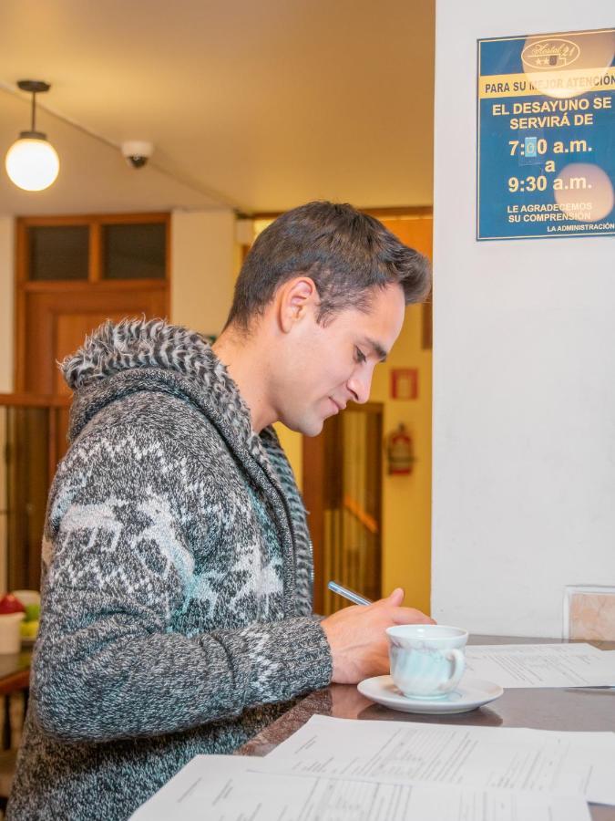 Hostal Siglo 21 タクナ エクステリア 写真