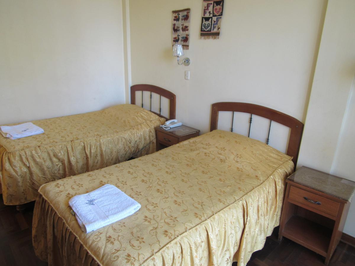 Hostal Siglo 21 タクナ エクステリア 写真