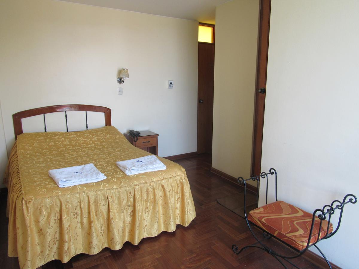Hostal Siglo 21 タクナ エクステリア 写真
